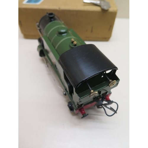 Hornby O Gauge Tinplate Clockwork Locomotive Running With Key