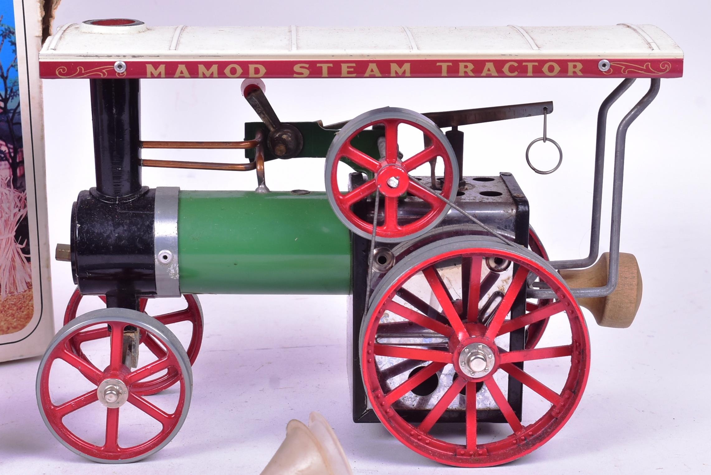 An Original Vintage Mamod Live Steam Model Steam Tractor TE1A Traction