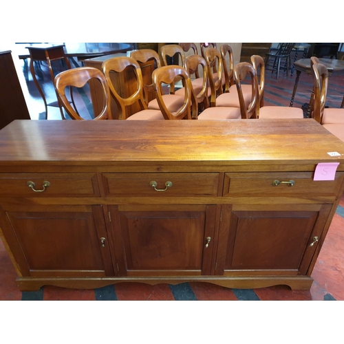 290 - Side board cabinet