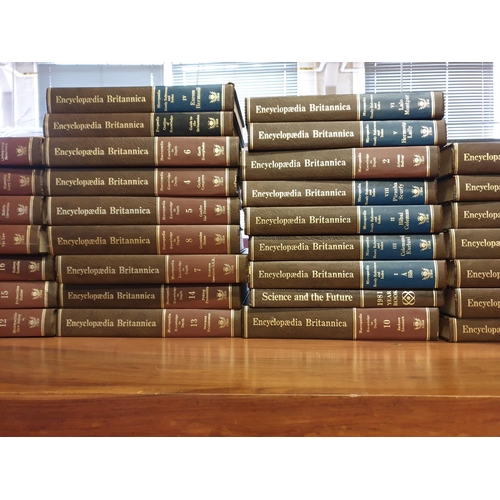 295 - Complete set of encyclopedia Britannica (32 books)