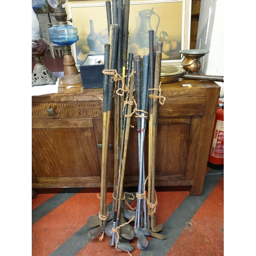 334 - Vintage golf set made from Hickory wood