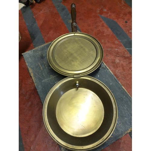 335 - Bed warming pan