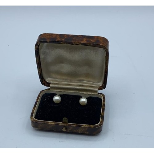 244 - Pair of vintage pearl earrings in original box with screw fitting
