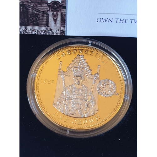 271 - The House of Windsor diamond Jubilee gold plated 2 crown set, limited edition, very collectable in c... 