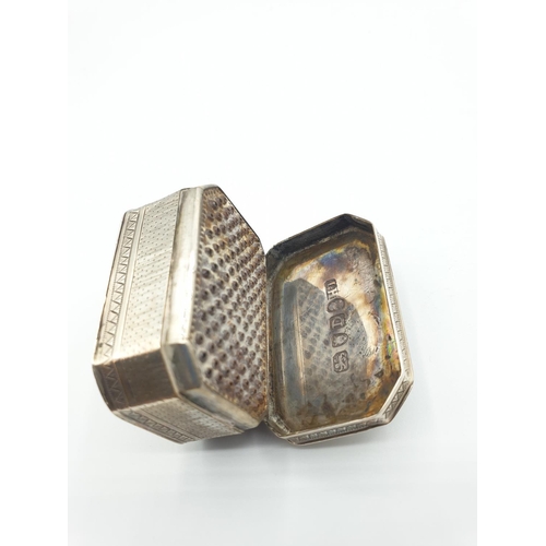251 - Antique silver Nutmeg Grater , engine turned design with blank cartouche, hallmark for London 1799, ... 