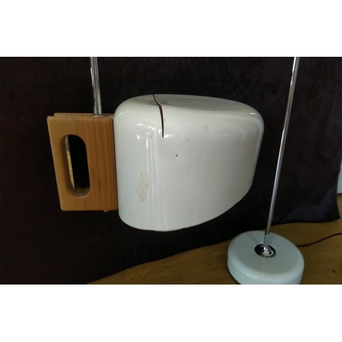 277 - Adjustable arched chrome and wood lamp 