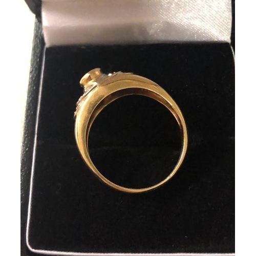 4 - 18ct yellow gold with diamond and emerald ring, weight 6.1g. Size O