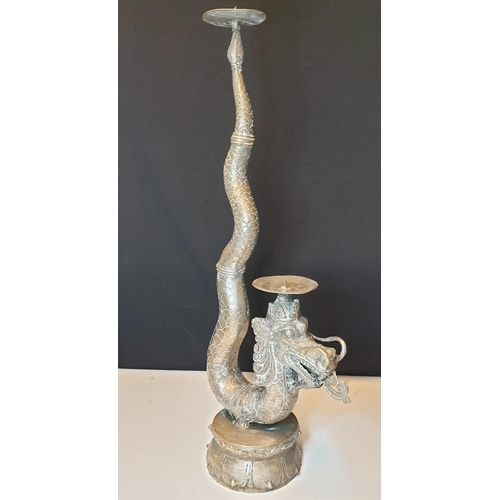 55 - Chinese Dragon candle holder, with a weight of 1.64kg