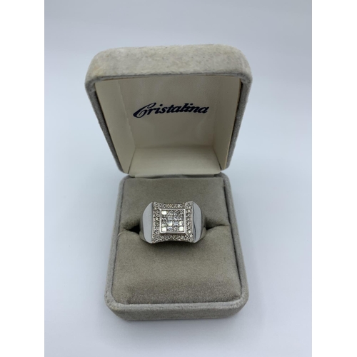310 - 14ct white gold ring with diamonds (approx 0.72ct), weight 8.7g and size V