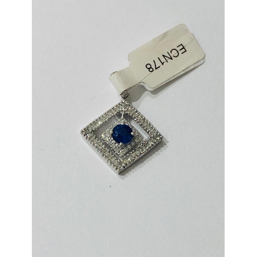 96 - 18k white Gold Pendant with 0.52ct Diamonds and Sapphires, weight 3.2g (ecn178)