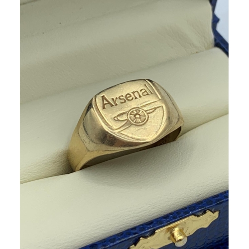 51 - 9CT Yellow Gold Signet Ring with Arsenal Logo, size Y/Z and weight 6.3g