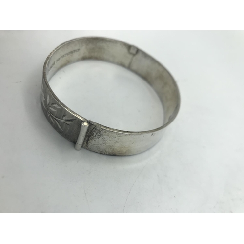 196 - 2x Vintage Silver Bangle with full Hallmarks inside bands, total weight 56.37g and 6-7cm diameter ap... 