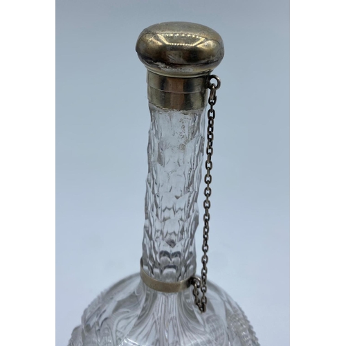 121 - Cut Glass Scent Bottle with Silver Top, gross weight 218g and size 7x14cm