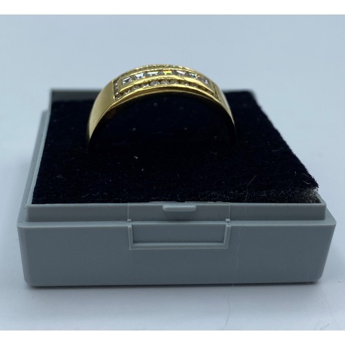 313 - 18CT YELLOW GOLD DIAMOND GENT RING, SIZE Z WEIGHT 8G APPROX AND 0.45CT DIAMONDS