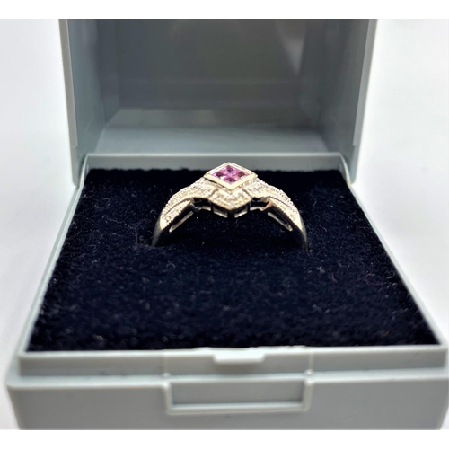 346 - 14CT White Gold Diamond & pink Sapphire Ring, Weight  2.5G size L