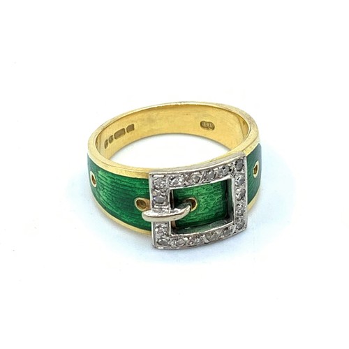 136 - Vintage 18K Yellow Gold belt designed Ring with encrusted Diamonds, weight 7.7g and size M