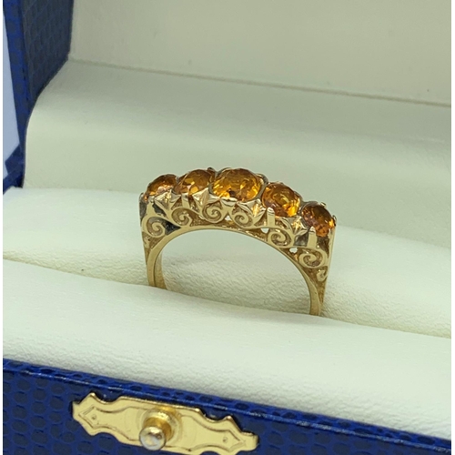 156 - 9k Yellow Gold Ring with 5 Graduated Citrine Stones, weight 4.8g and size Q