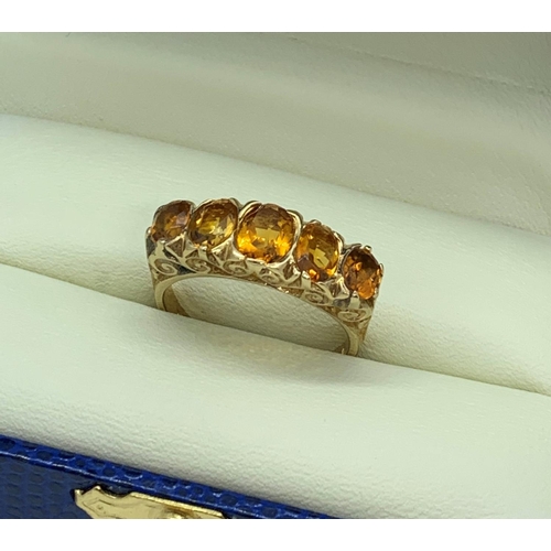 156 - 9k Yellow Gold Ring with 5 Graduated Citrine Stones, weight 4.8g and size Q