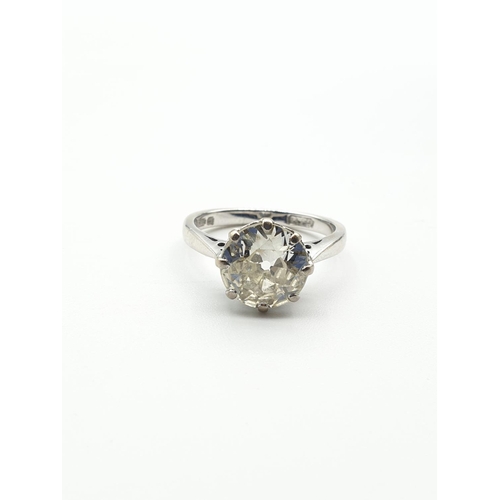 260 - A 2.2ct Diamond Solitaire Ring in 18ct white Gold setting, traditional claw setting with a Brilliant... 