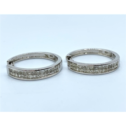 263 - 14ct White Gold Earrings With Diamonds Facing 5.1g