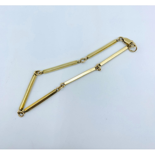 304 - A 9ct Yellow Gold Bar Links Bracelet, 7.3g 18cm.