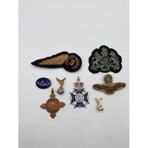 171 - Selection of Badges and Insignia