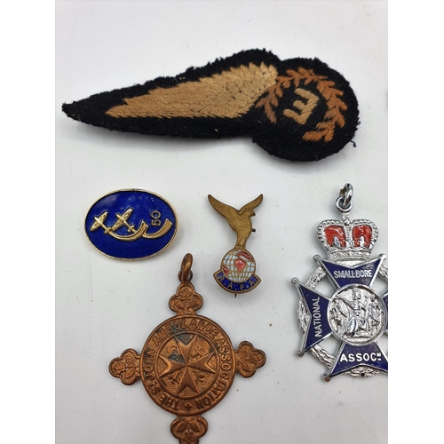 171 - Selection of Badges and Insignia