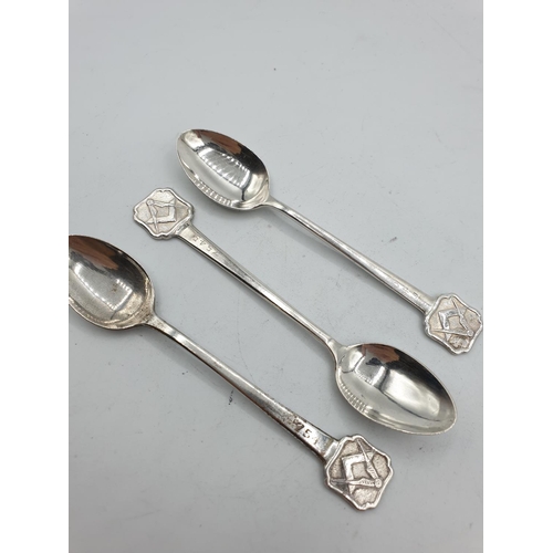 186 - 3x Silver Masonic Tea Spoons, weight 32.4g (3)