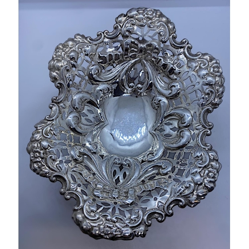 251 - Antique Silver Sweet Dish, weight 60g and 15cm wide