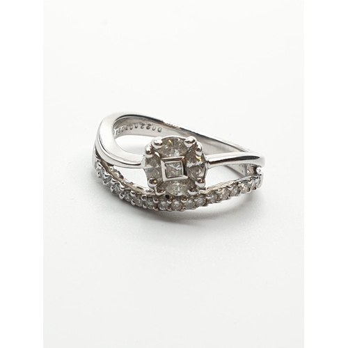 33 - 18ct White Gold Diamond Ring with 0.34ct diamonds, weight 4.5g and K/L