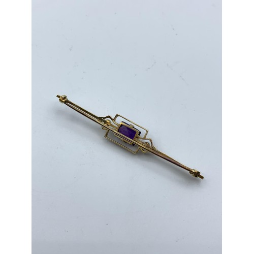 407 - Antique 15ct Gold Bar Brooch with Amethyst and Seed Pearls in vintage Box 3.7g, 5.5cm.