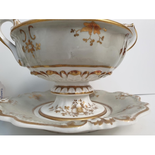 179 - Pattern no 3036, a pair of Footed Bowl with lids in a Rococo style (2)