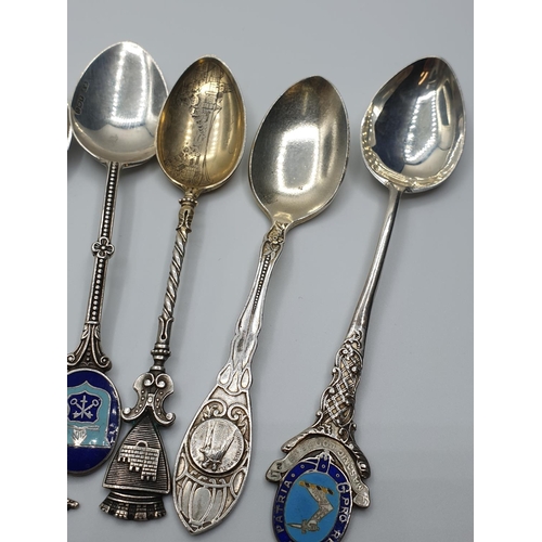 133 - 6x interesting Silver Souvenir Spoons, some antique and some Vintage, weight 80g (6)