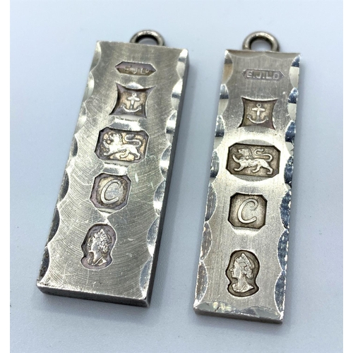 123 - 2x Vintage Silver Ingot Pendants with clear hallmarks for Birmingham 1977, 45g weight and 4.5cm long... 