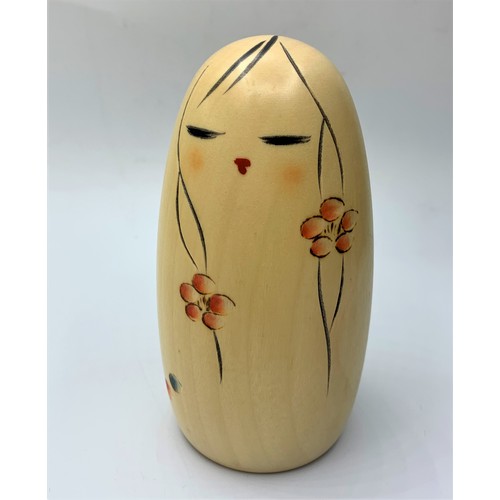 290 - Japanese Kokeshi wooden Doll produced in the traditional way, 12cm tall