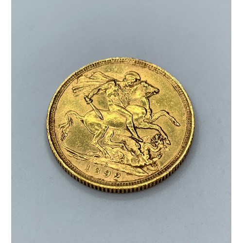 373 - 1892 Gold Sovereign with veiled Victoria Head and George and the dragon on the reverse