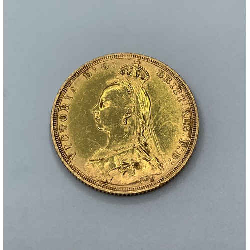 373 - 1892 Gold Sovereign with veiled Victoria Head and George and the dragon on the reverse