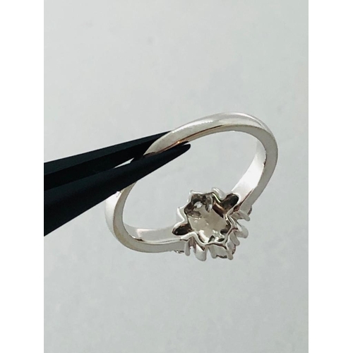 325 - 9K White Gold Ring with 0.20cts Diamonds, weight 2.9g and size N (ecn700)