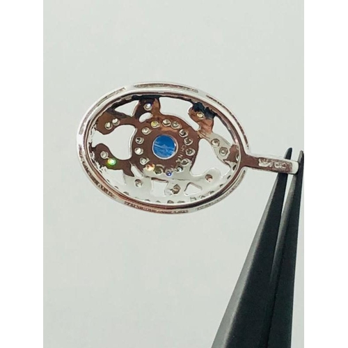 351 - 14K White Gold Pendant with 0.45ct Diamonds and Central Sapphire (3x3mm), weight 2.4g (ecn420)