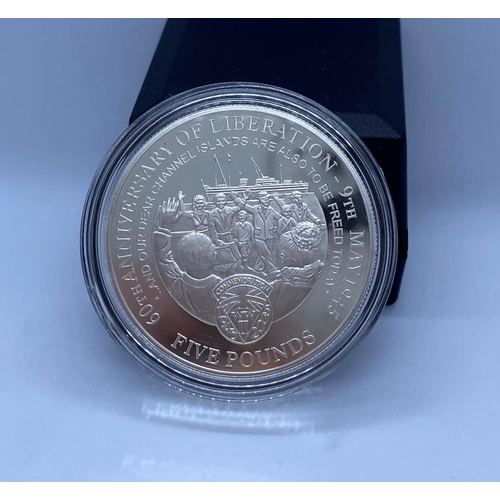 66 - Silver Proof £5 Coin 2005 Issued to Celebrate the 60th Anniversary of the Liberation of Jersey. Unci... 