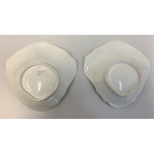 241 - A Pair of Daniel Cusped Shape Shell Dishes Pattern No: 3839 in Good Condition.