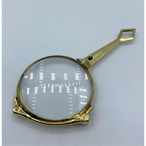 360 - Vintage Lorgnette folding Glasses set in 14ct Gold frame.