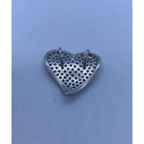 280 - Silver Stone Set Heart Shaped Pendant, 7.7g.