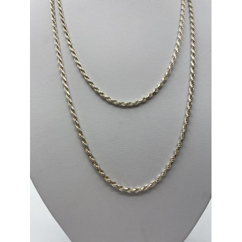 284 - Long Silver Twist Chain, 22g, 90cms.