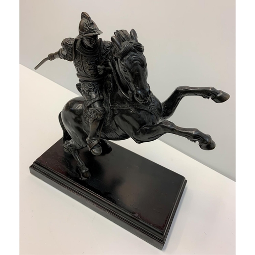 199 - Bronze statue of 'IL CAVALLO' 25cm tall (+4cm stand), weight 4.1kg