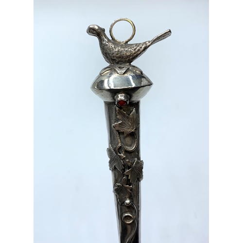 429 - A vintage silver decorated pointer (yad) used for reading Jewish religious scrolls.