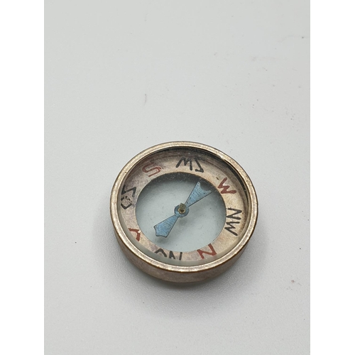 91 - WW2 German Luftwaffe Escape Compass. These would have been sewn into their clothing at some time.