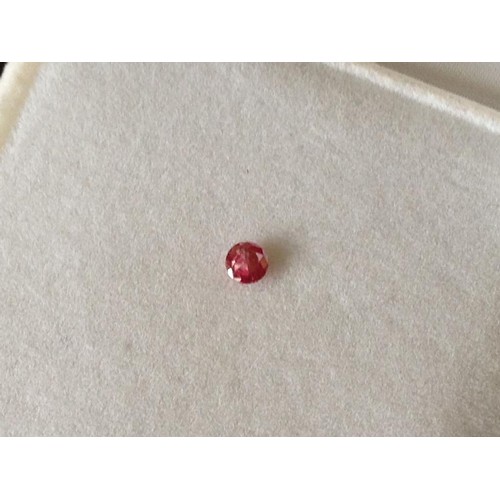 445 - 0.17ct Round brilliant Natural fancy Diamond stone (purplish red) with EDR certificate A725212