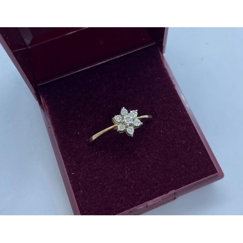 518 - 9ct Gold Stone Set Ring Having Diamonds Arranged in a Flower Setting. Full Hallmark, Size O.