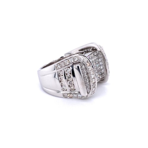 546 - 14K White Gold Ring with 4.20ct Diamonds (Princess and Round Brilliant Cut) WGI certificate, weight ... 